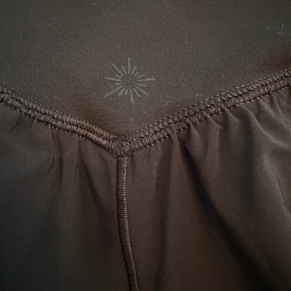 OFFLINE By Aerie Real Me Flirty Short Black Women's Size XS - Picture 6 of 8